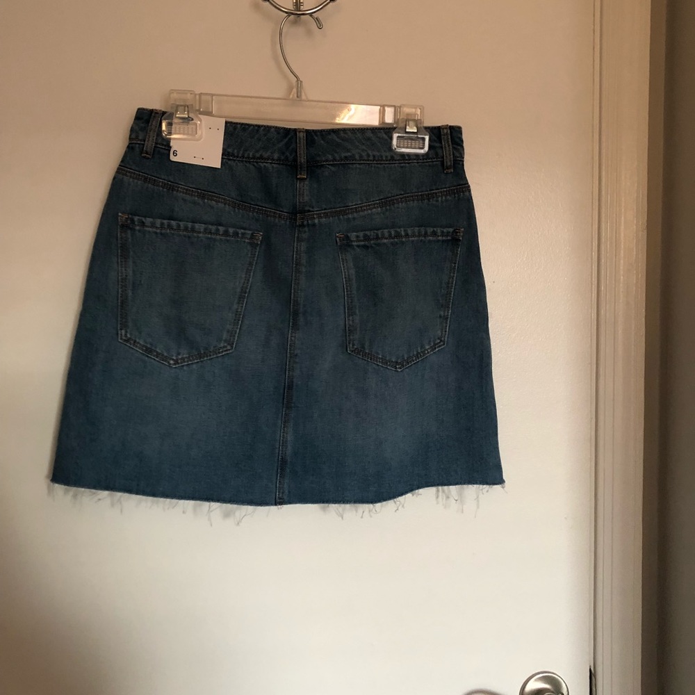 Old Navy - Denim Mini Skirt - Picture 3 of 3